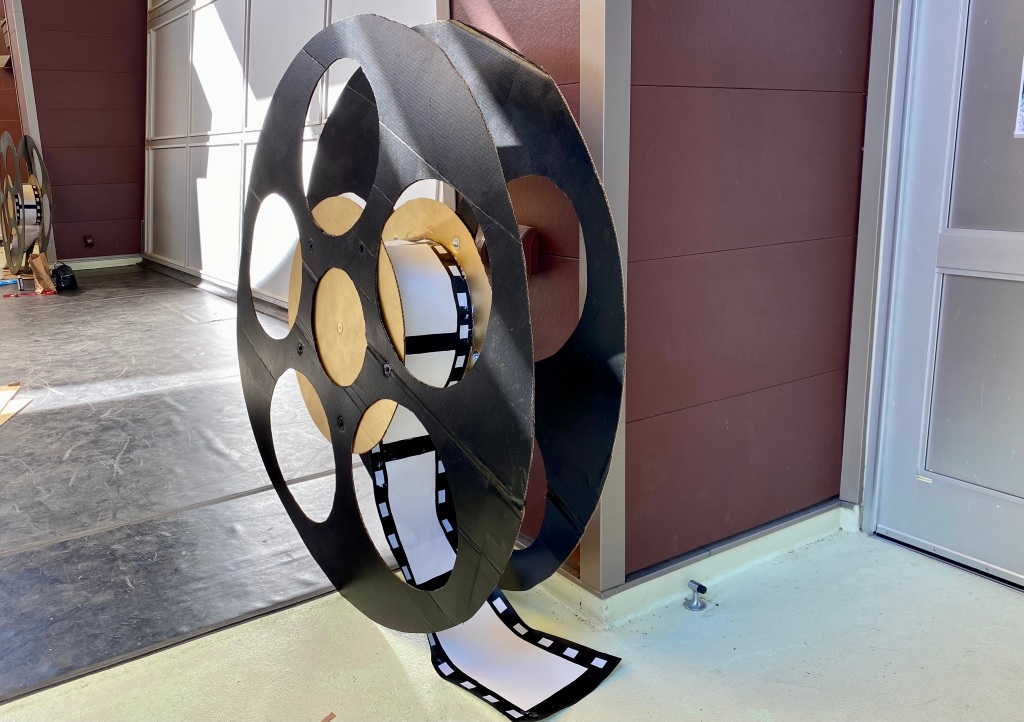 Giant Gold Glittered Film Reel Prop – iCatching, everything for events